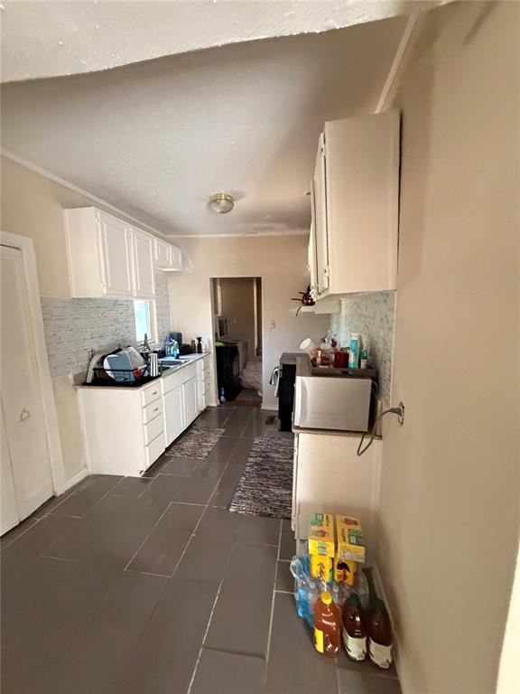 2221 Glen Ellyn Street Property Photo 6