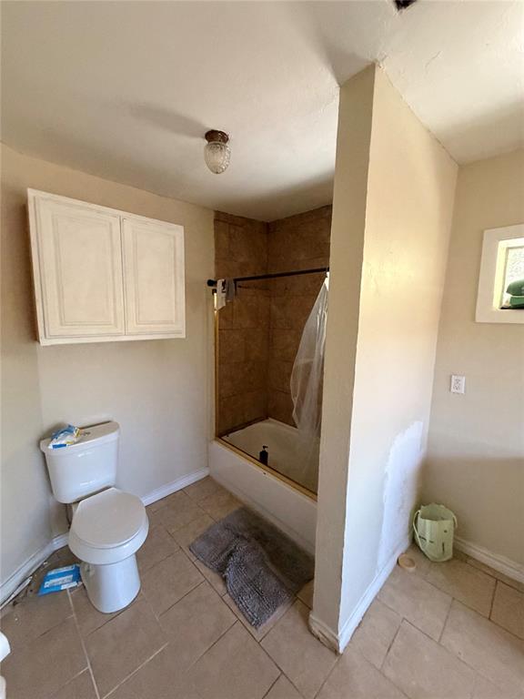 2221 Glen Ellyn Street Property Photo 9