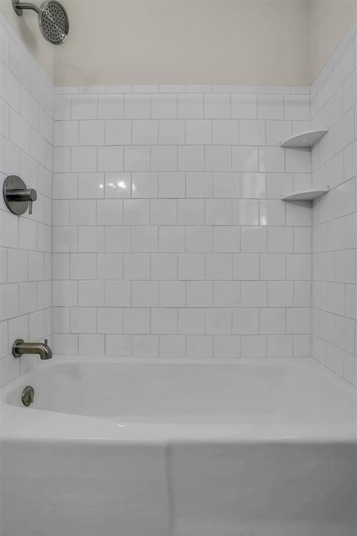 117 E 4th Street Property Photo 20
