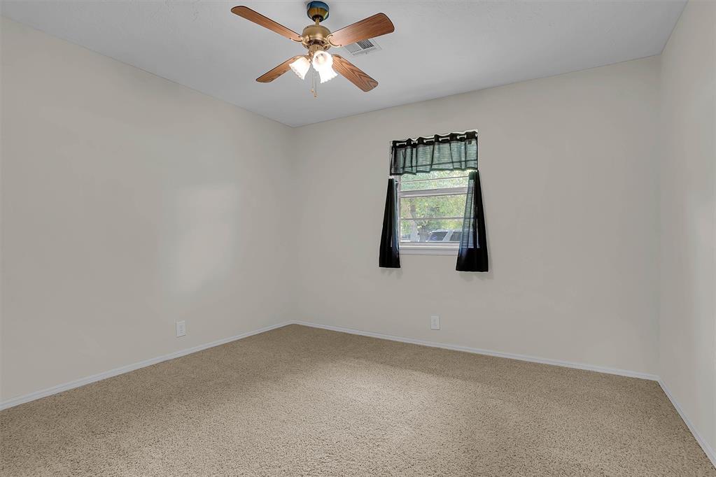 117 E 4th Street Property Photo 21