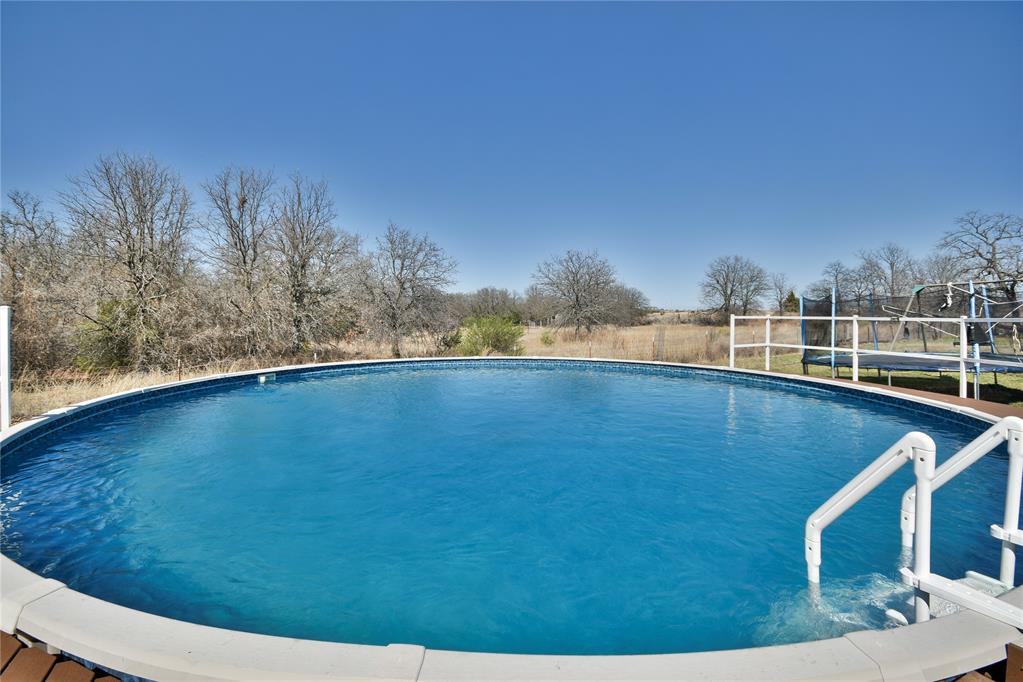 165170 Heffington Road Property Photo 4