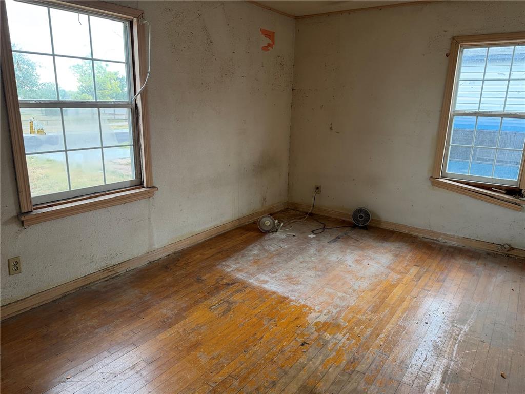 3105 S Independence Avenue Property Photo 8