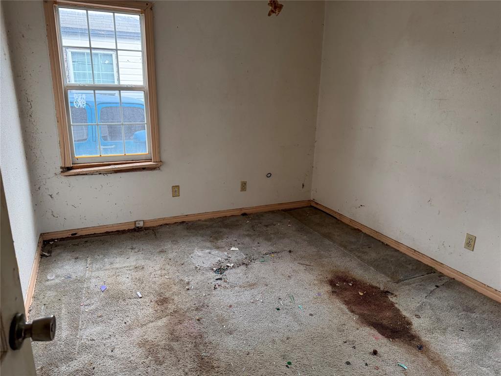 3105 S Independence Avenue Property Photo 12