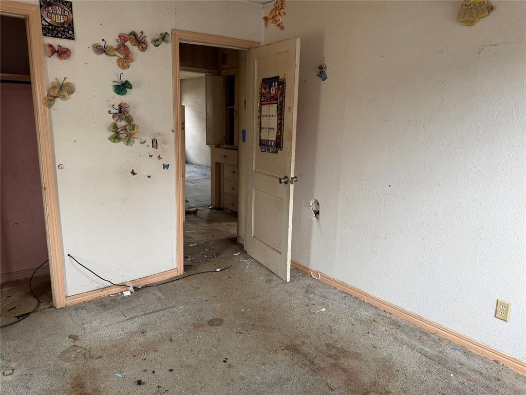 3105 S Independence Avenue Property Photo 13