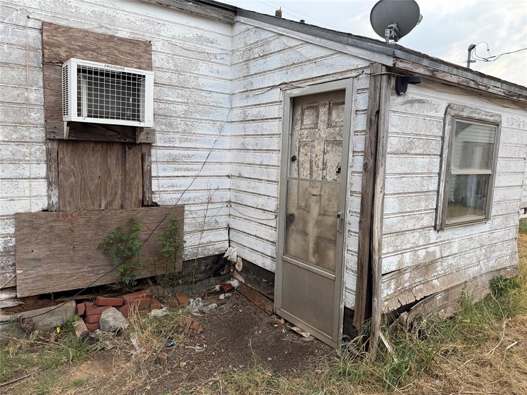 3105 S Independence Avenue Property Photo 16