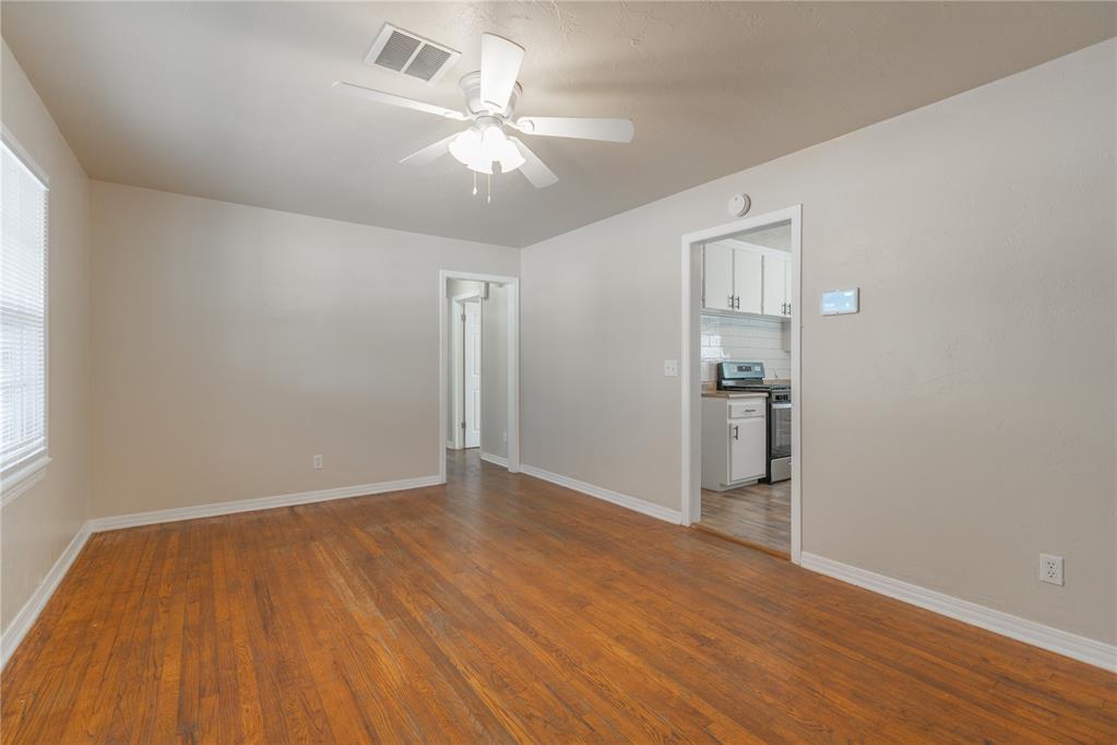 936 Crabtree Cove Property Photo 5