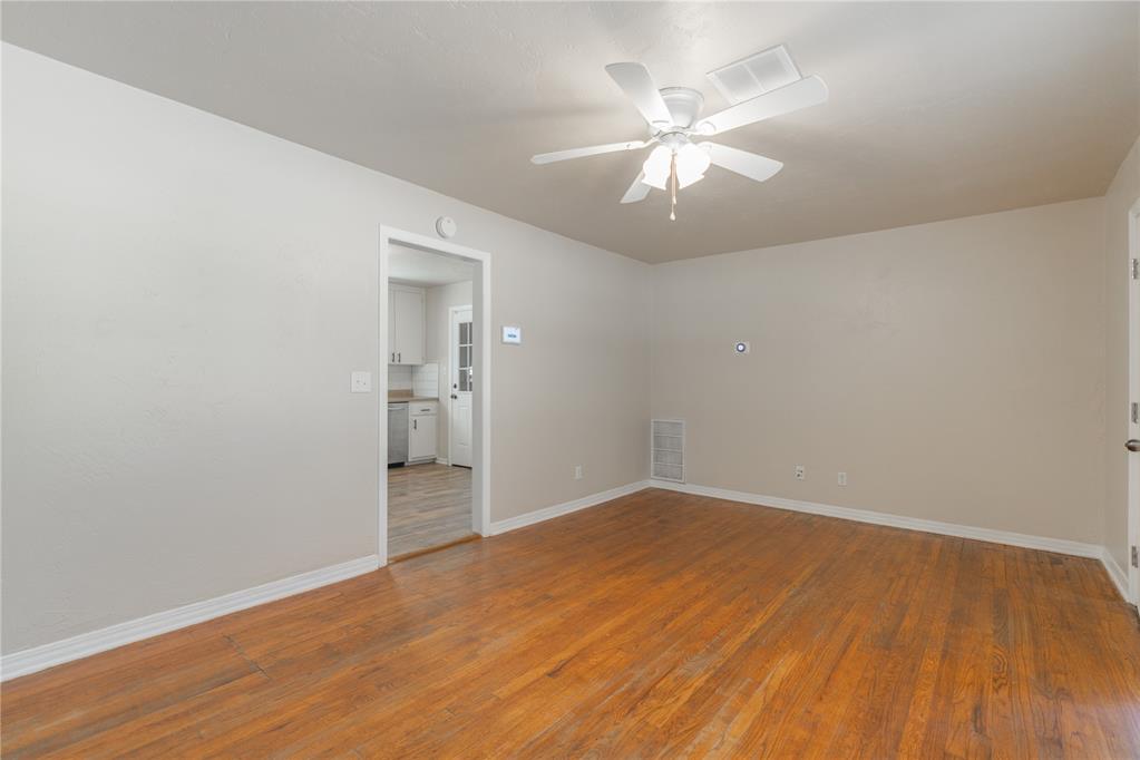 936 Crabtree Cove Property Photo 6