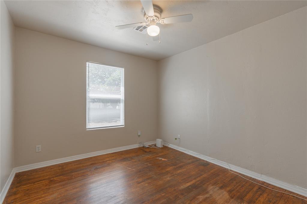 936 Crabtree Cove Property Photo 12