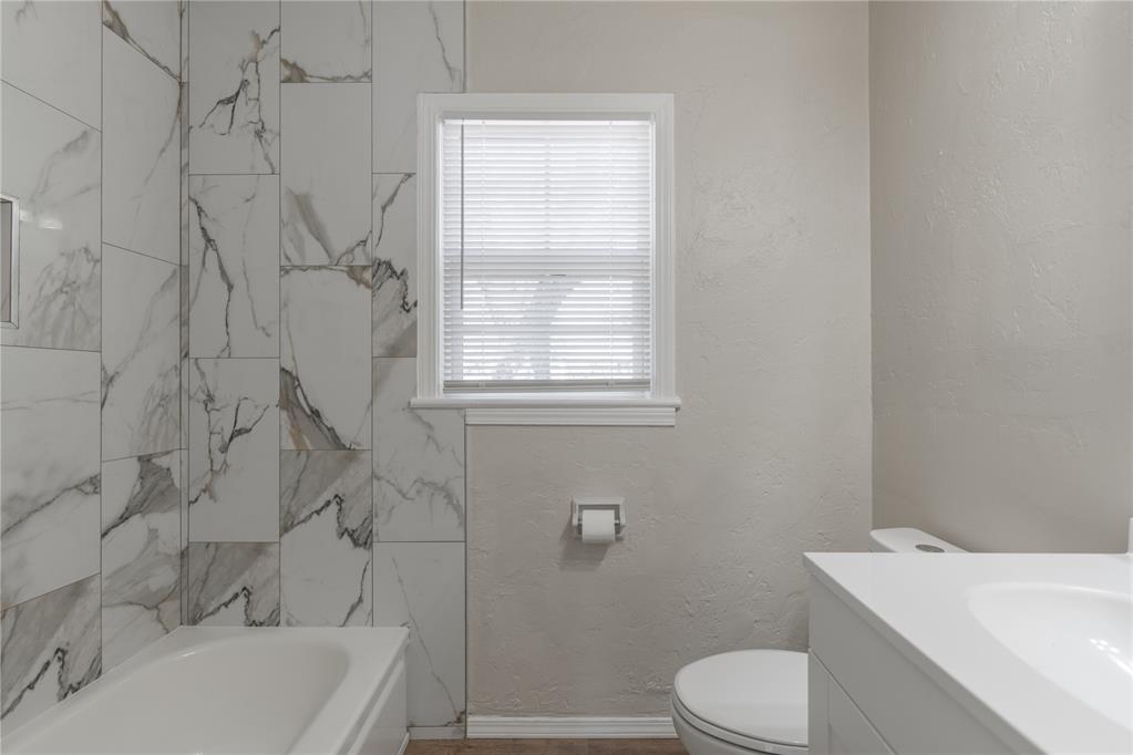 936 Crabtree Cove Property Photo 16