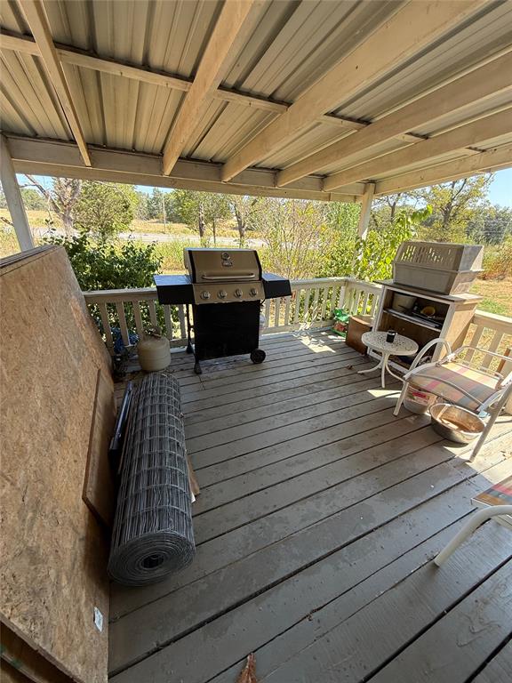 35976 E 270 Highway Property Photo 2