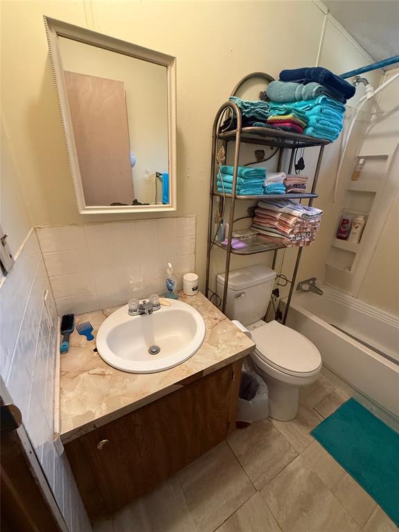 35976 E 270 Highway Property Photo 18