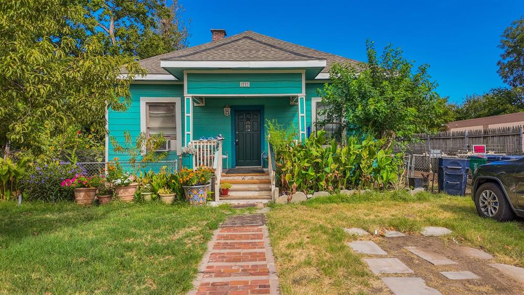 1735 Nw 1st Street Property Photo 1