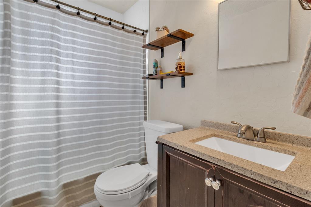 2505 N Hammond Avenue Property Photo 16