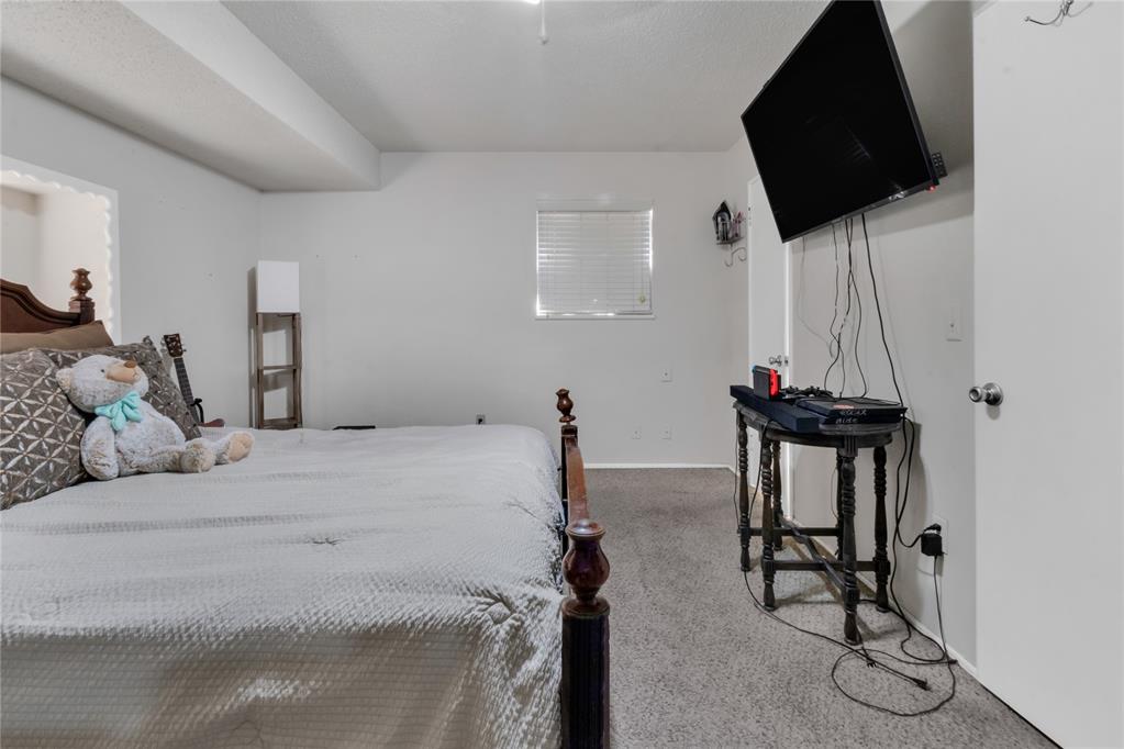 2505 N Hammond Avenue Property Photo 18