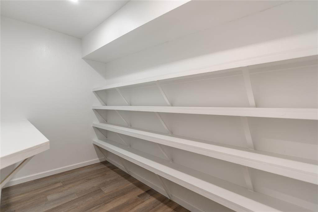 1105 N Beach Avenue Property Photo 10