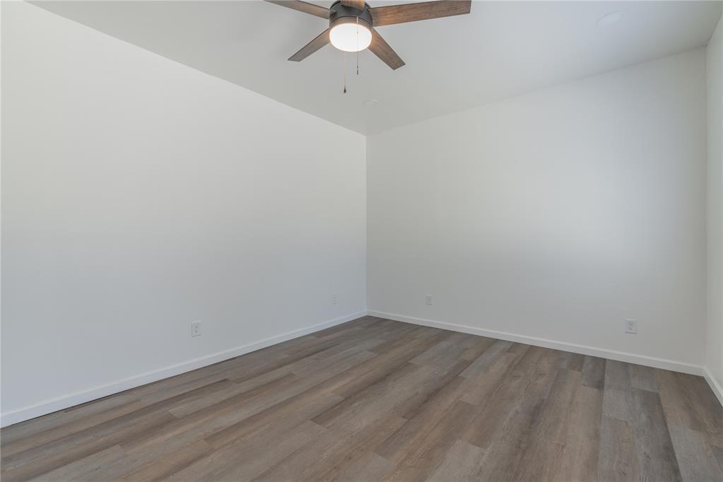 1105 N Beach Avenue Property Photo 11