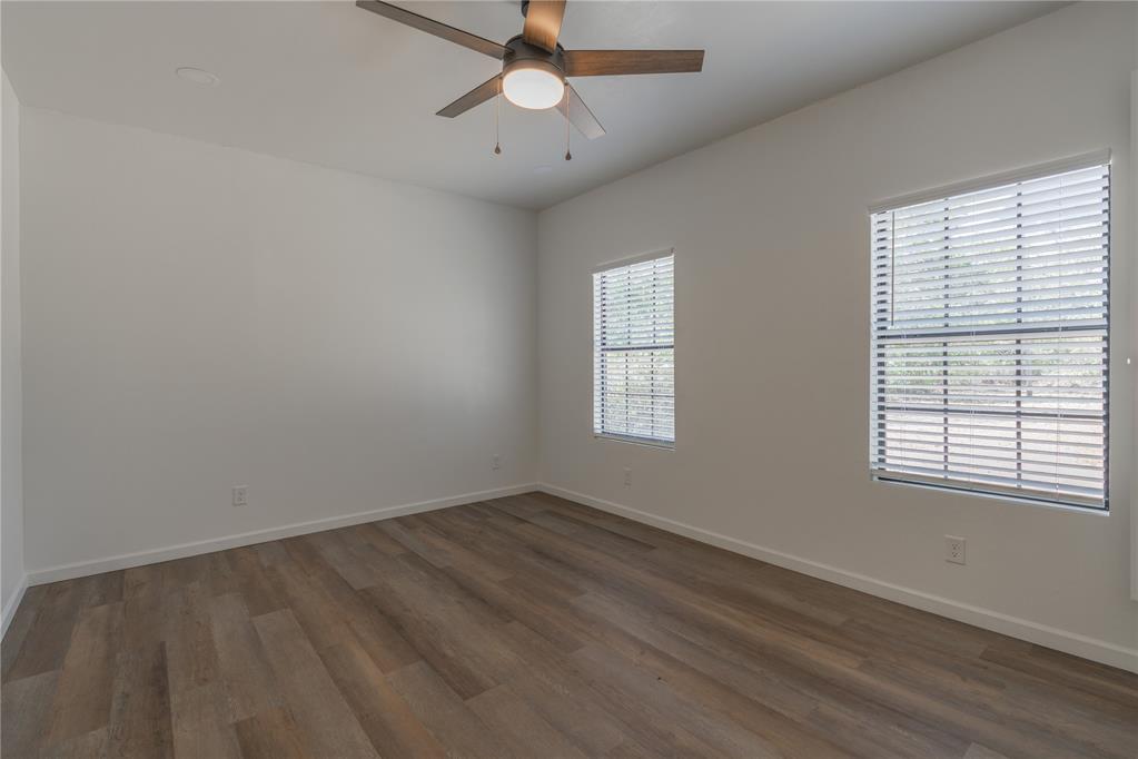 1105 N Beach Avenue Property Photo 12