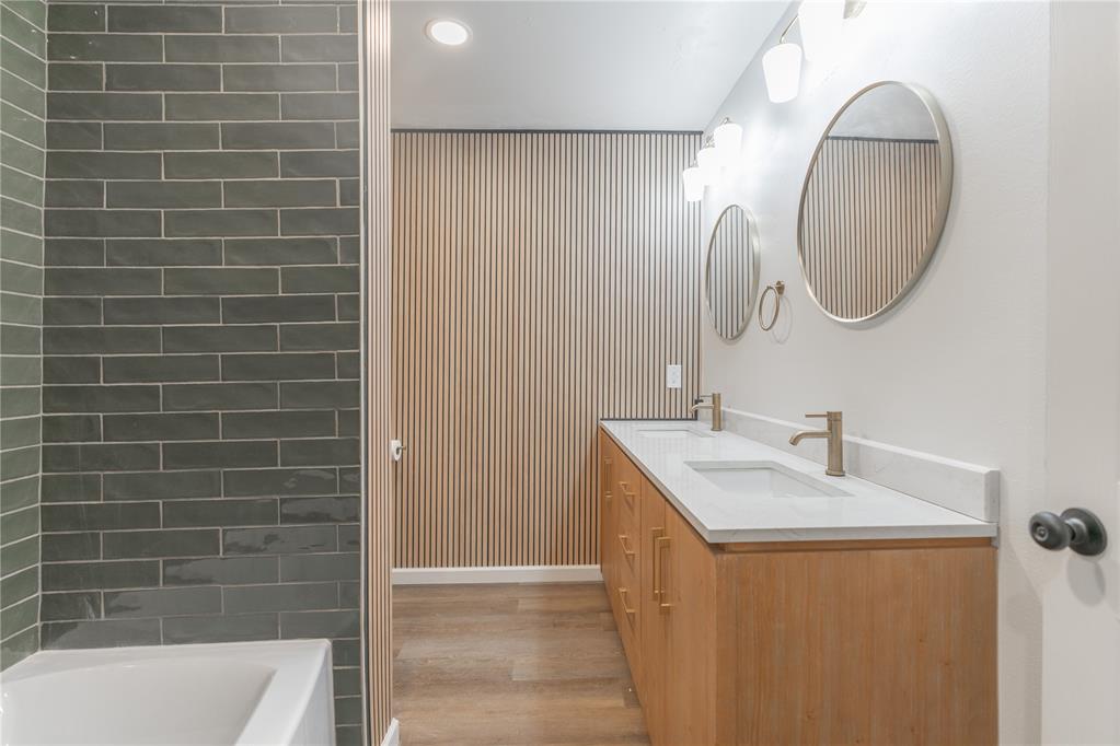 1105 N Beach Avenue Property Photo 15