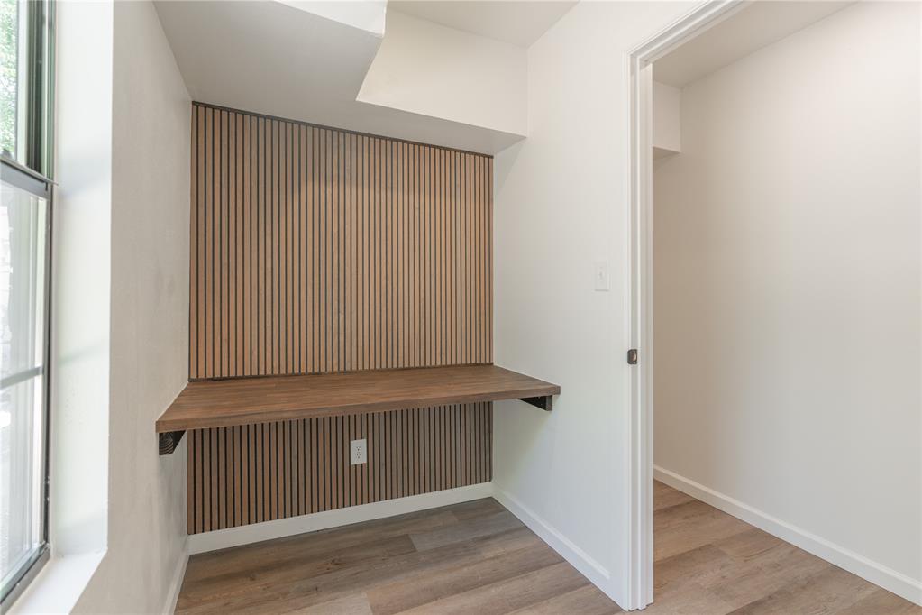1105 N Beach Avenue Property Photo 19