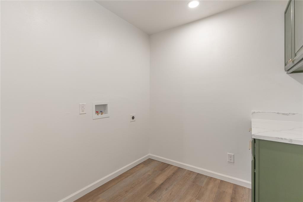 1105 N Beach Avenue Property Photo 22
