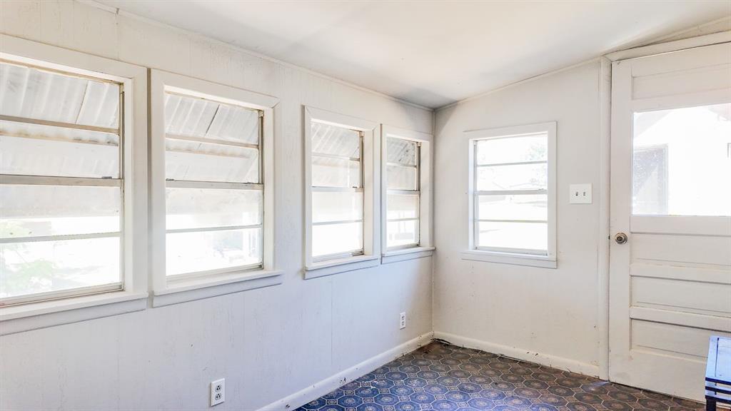 409 Fir Street Property Photo 17