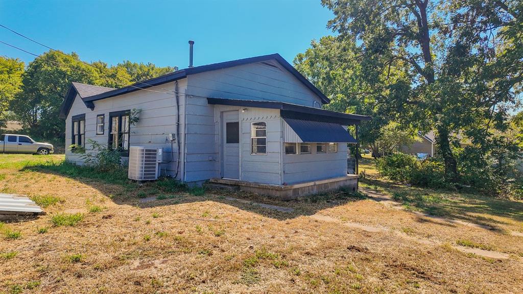 409 Fir Street Property Photo 20