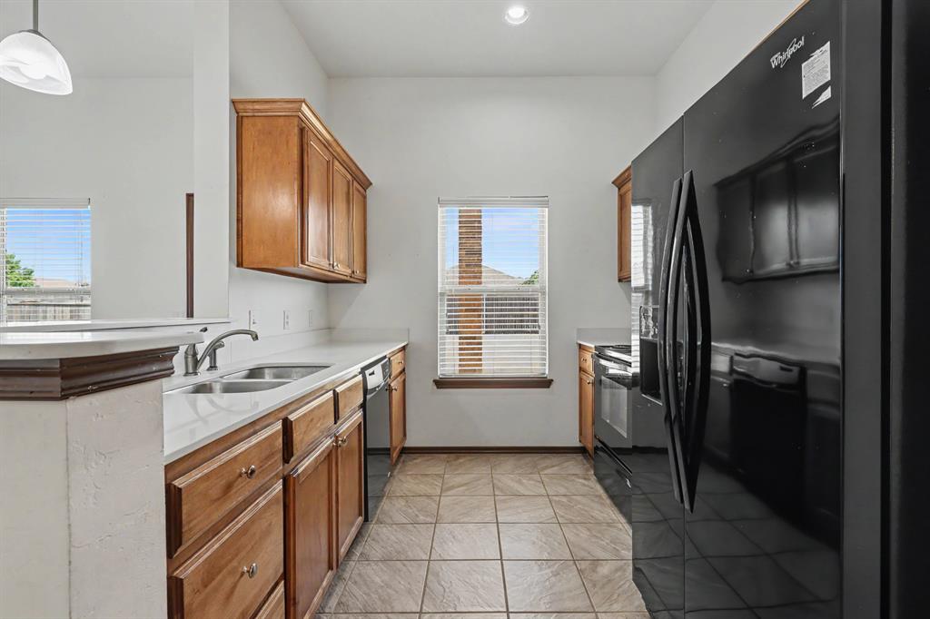 19104 Visto Drive Property Photo 10