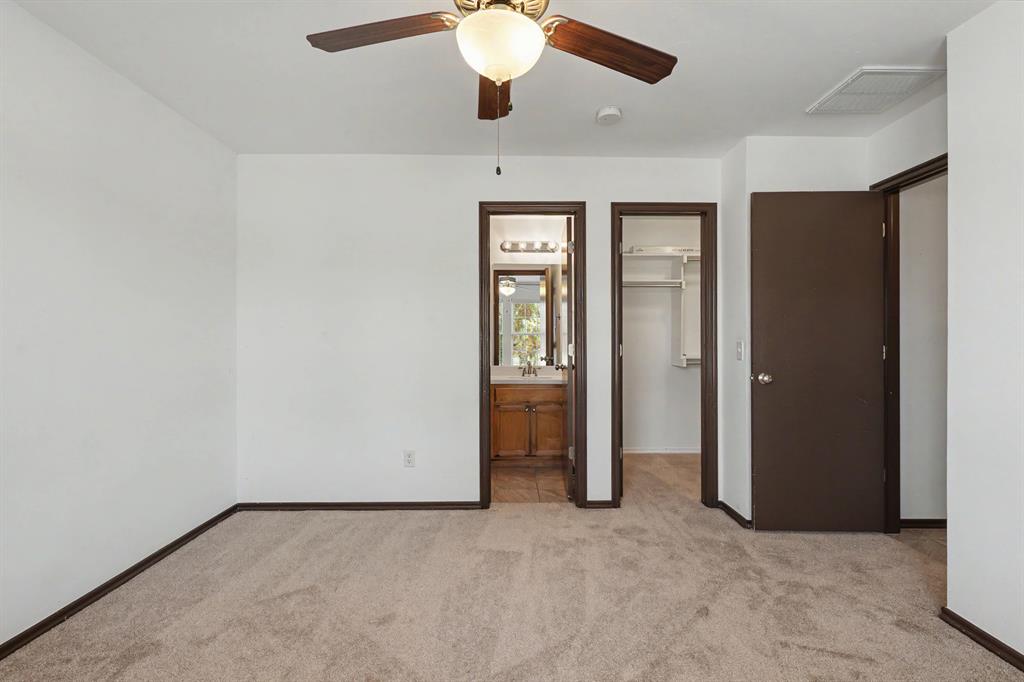 19104 Visto Drive Property Photo 16
