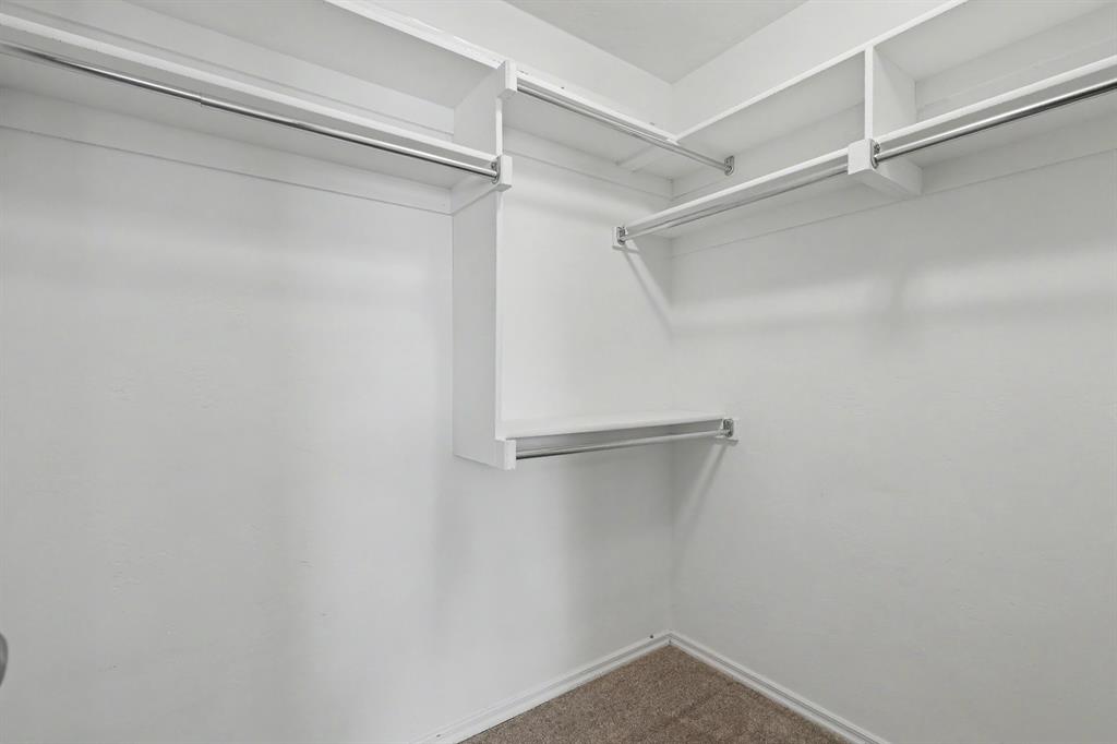 19104 Visto Drive Property Photo 19