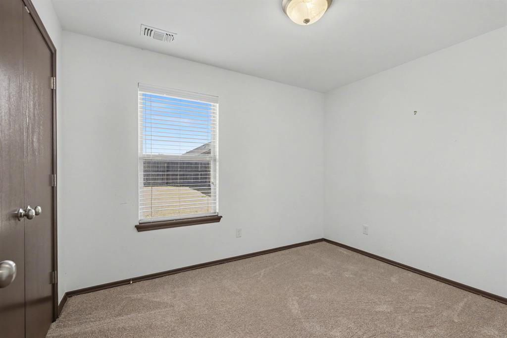 19104 Visto Drive Property Photo 20