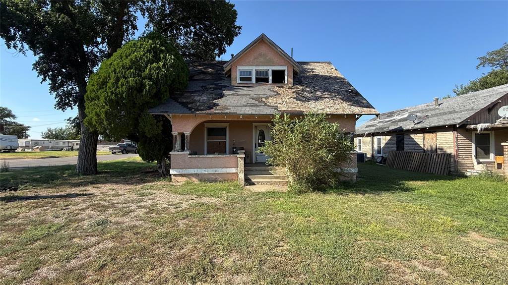 420 Nw 2nd Street Property Photo 5
