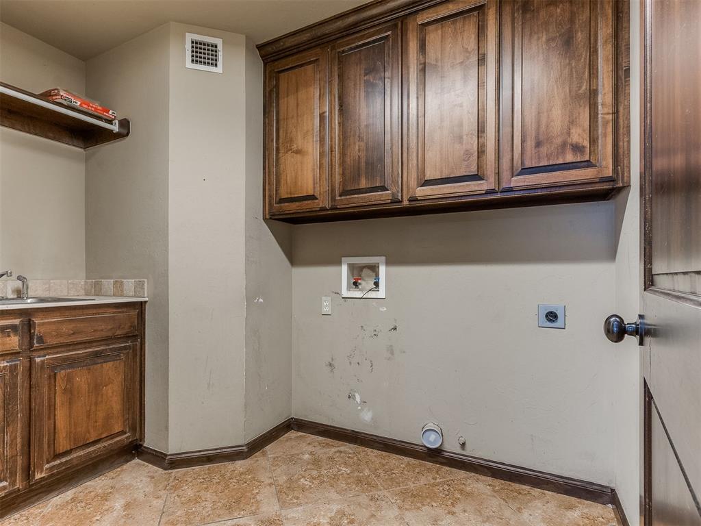1524 Sw 132nd Street Property Photo 5