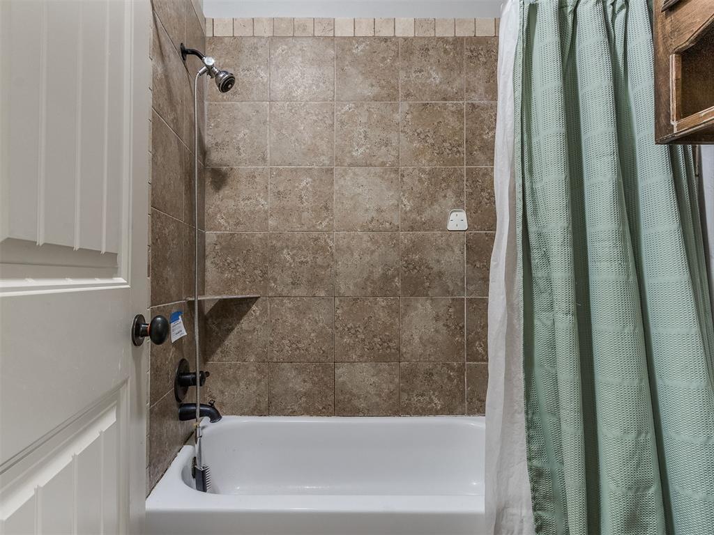 1524 Sw 132nd Street Property Photo 11