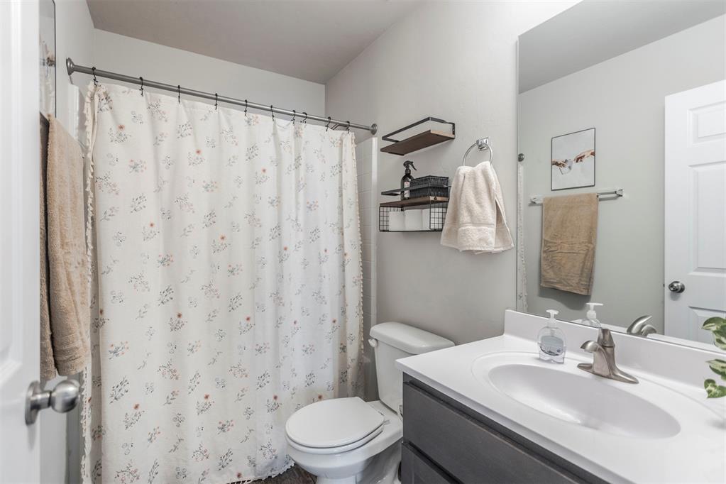 9609 High Noon Road Property Photo 10