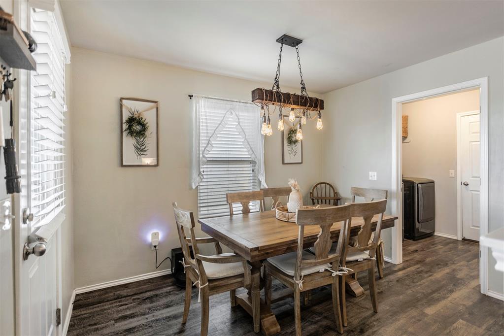 9609 High Noon Road Property Photo 13