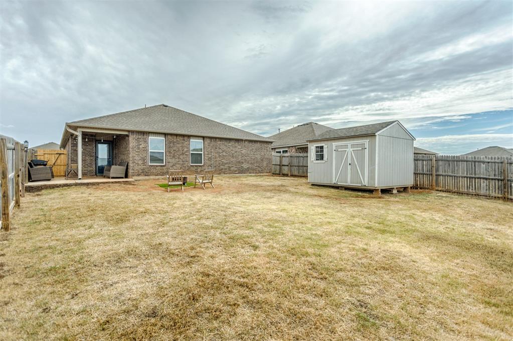 9609 High Noon Road Property Photo 21