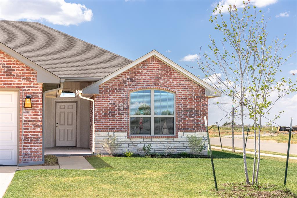4532 Adobe Court Property Photo 2
