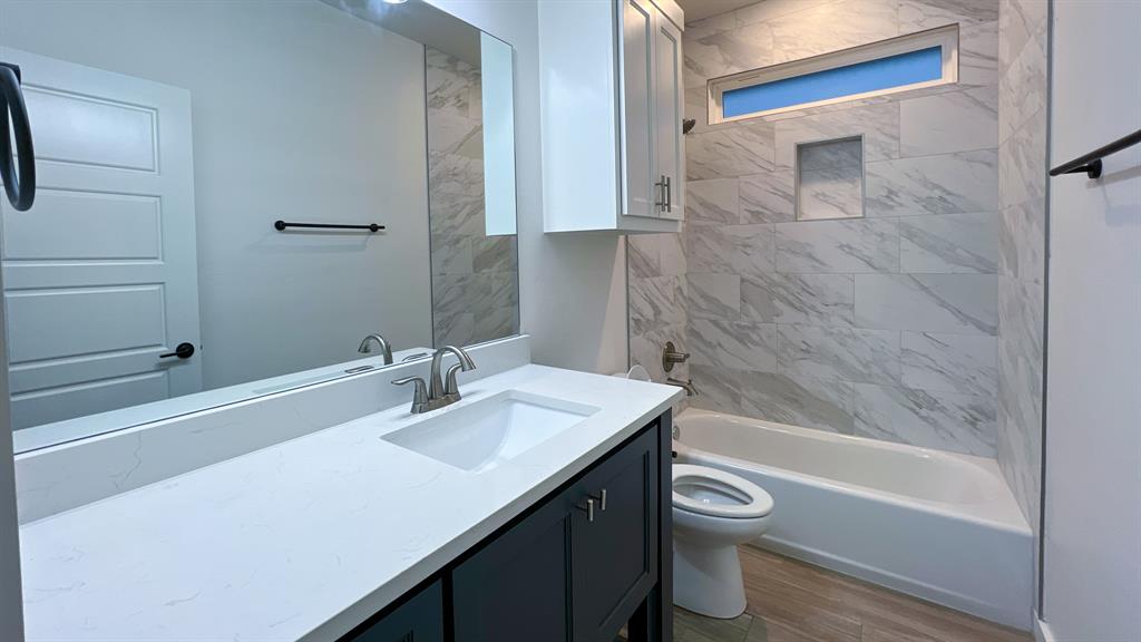 621 E Barajas Terrace Property Photo 41