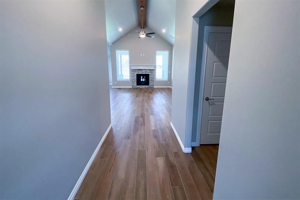 12500 Elba Drive Property Photo 2