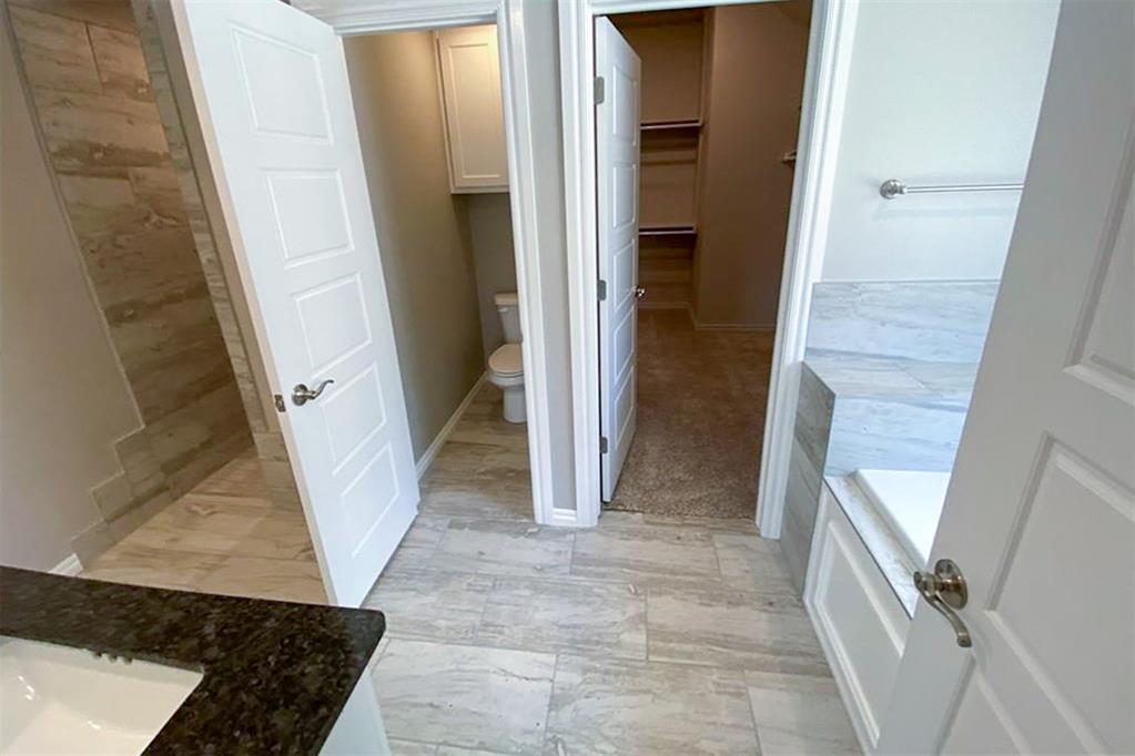 12500 Elba Drive Property Photo 8