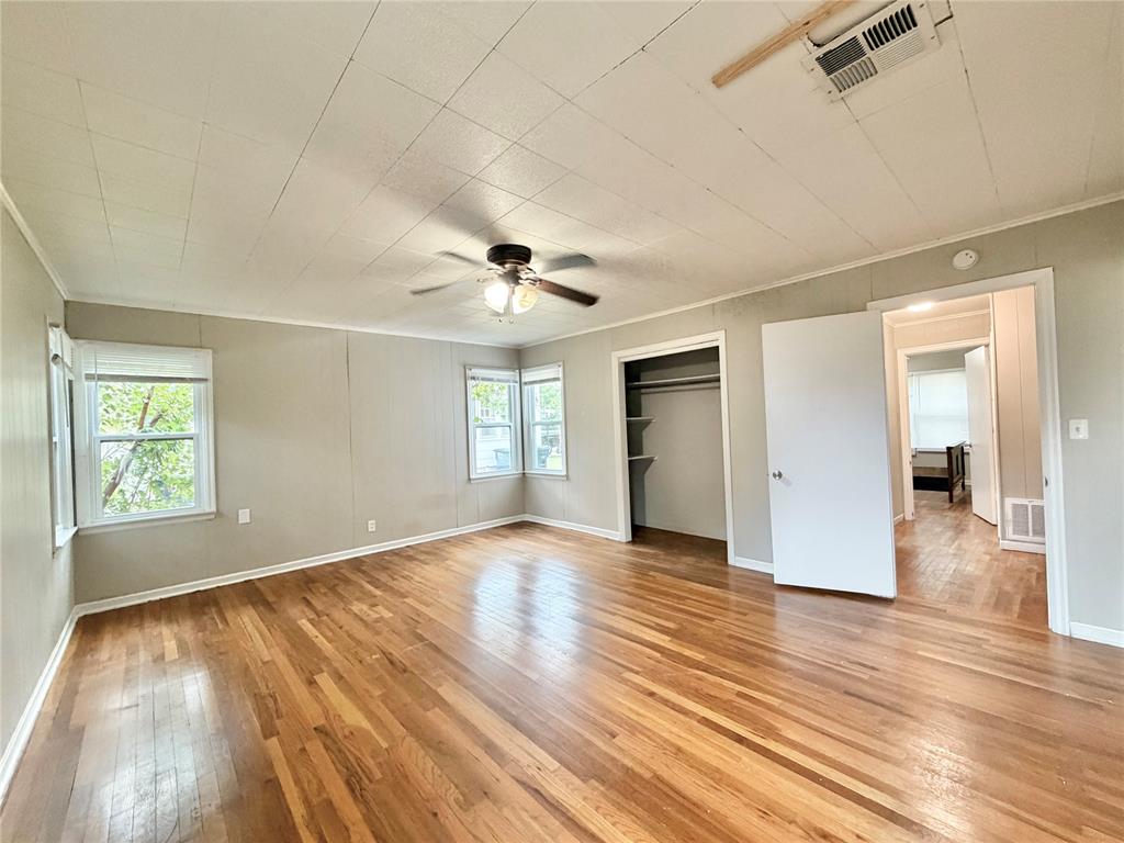 118 W Franklin Street Property Photo 24