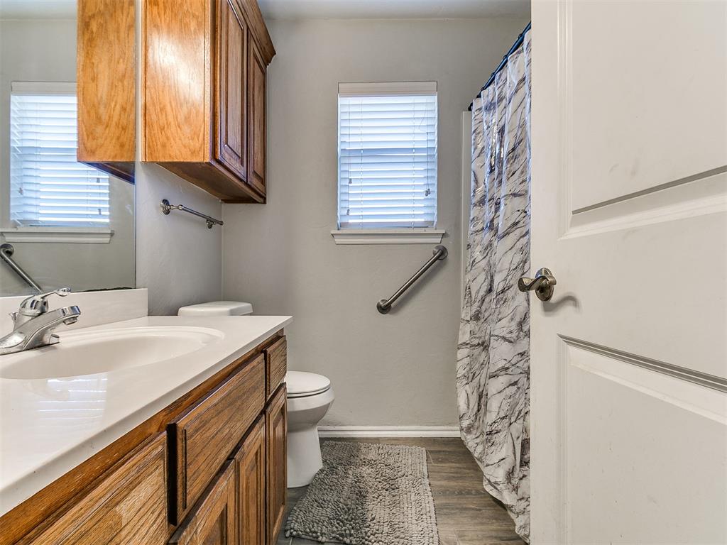 712 Wall Circle Property Photo 3