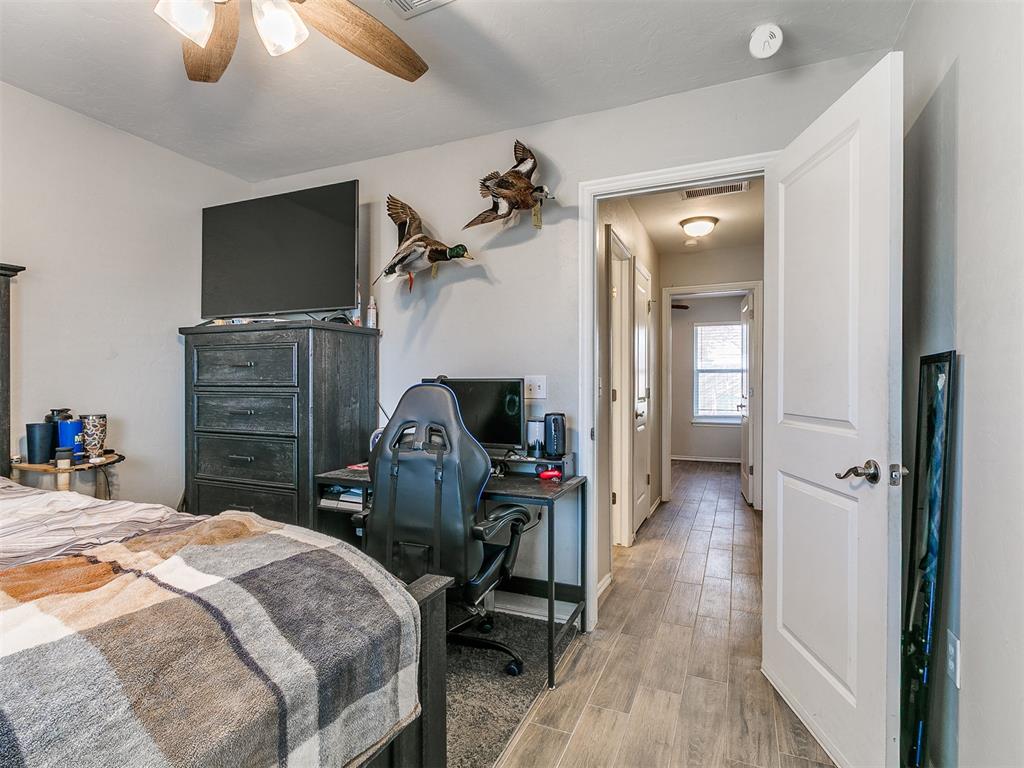 712 Wall Circle Property Photo 8