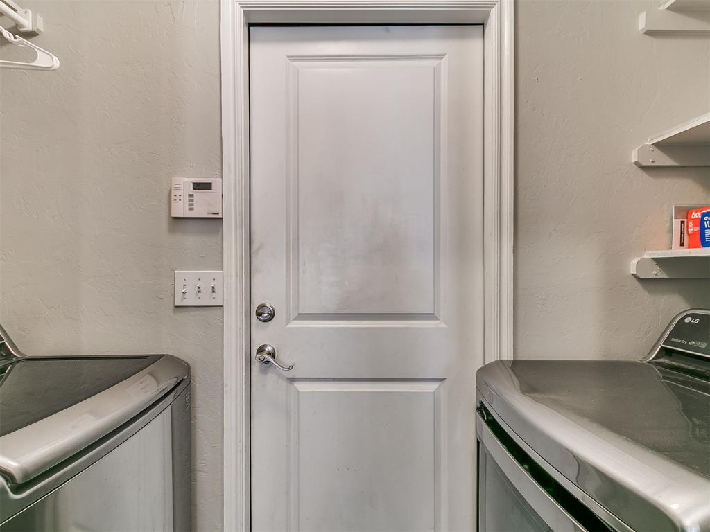 712 Wall Circle Property Photo 28