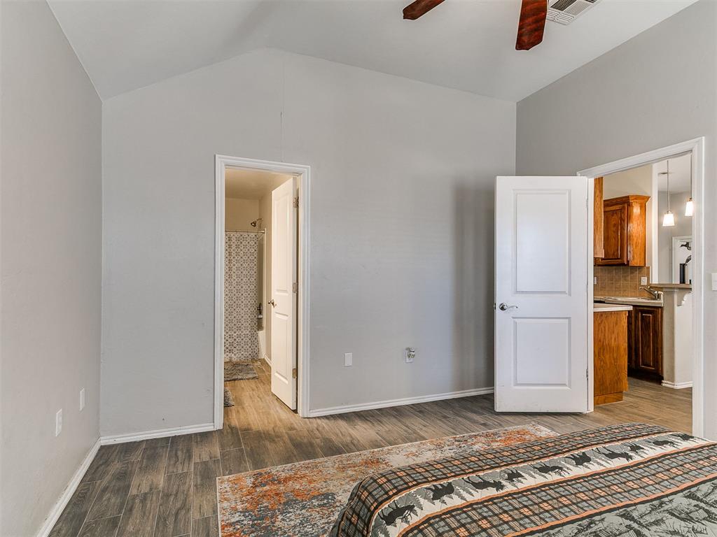 712 Wall Circle Property Photo 32