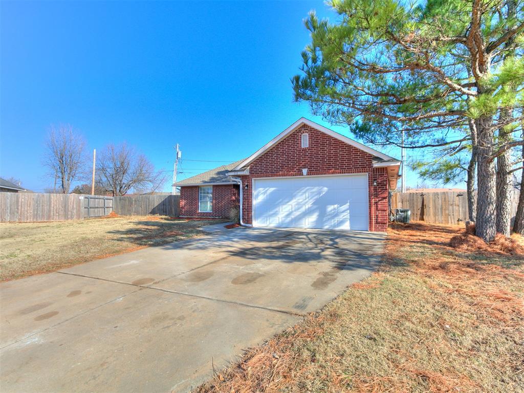 712 Wall Circle Property Photo 40