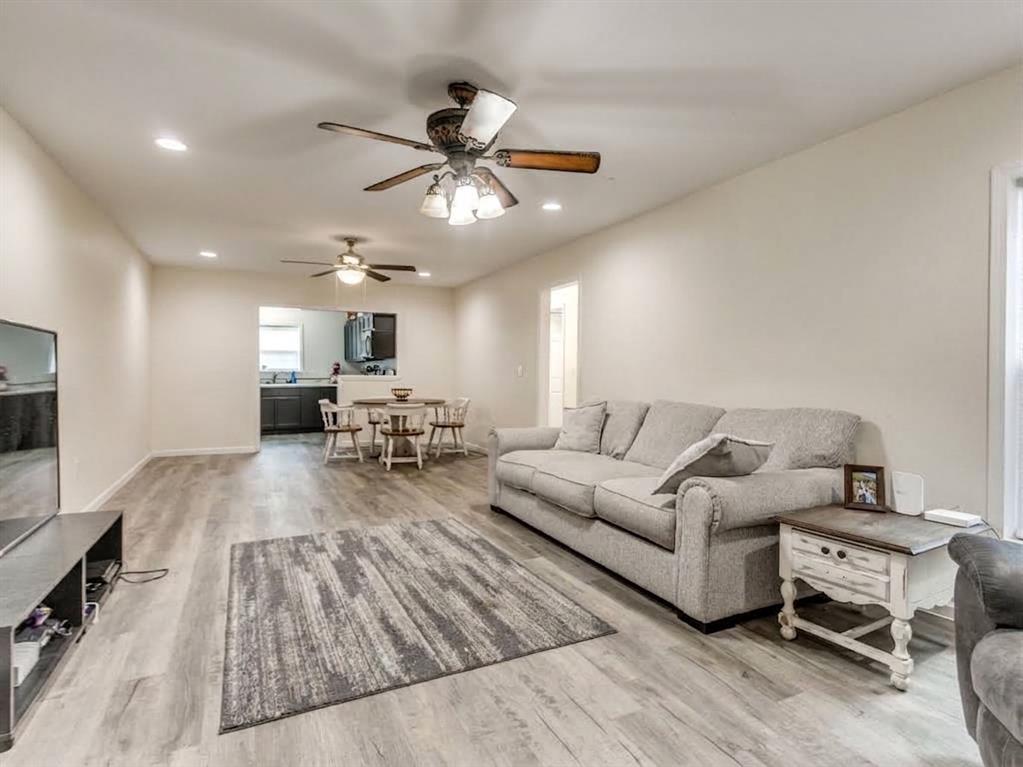 309 S Pybas Street Property Photo 5