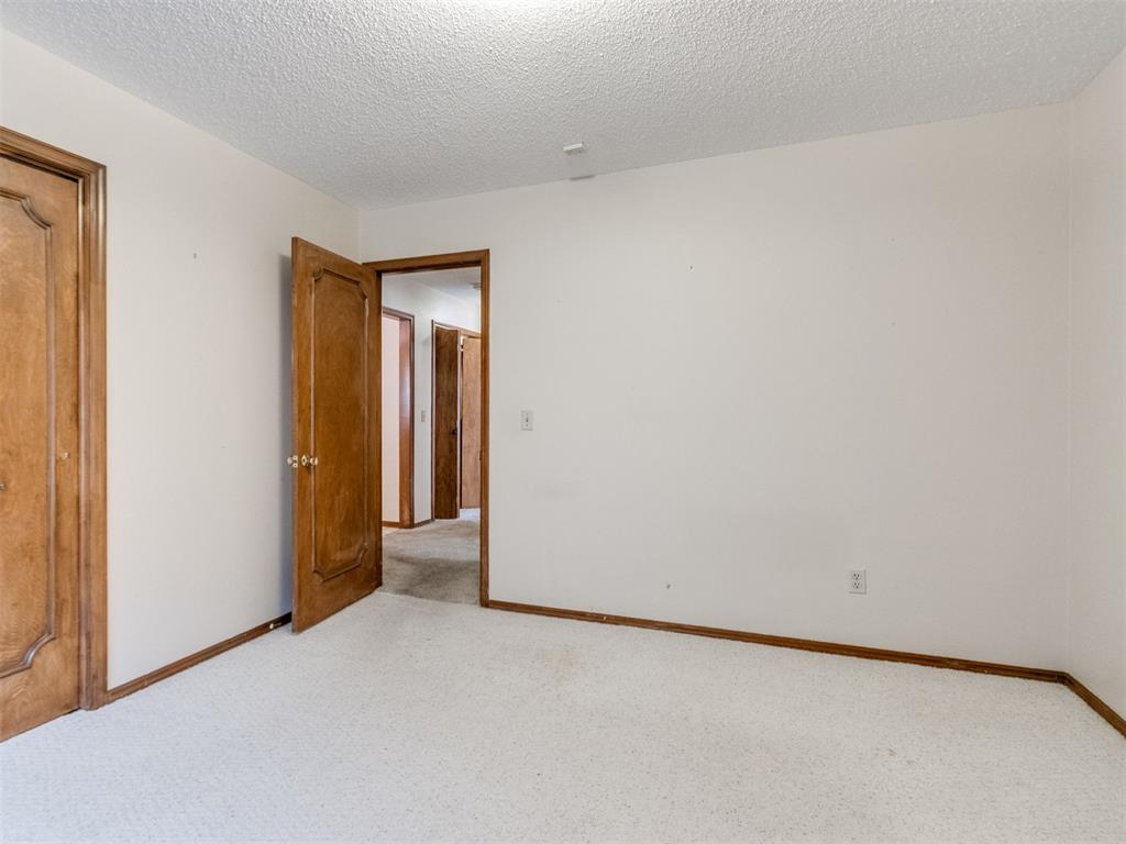 6800 N Libby Avenue Property Photo 6