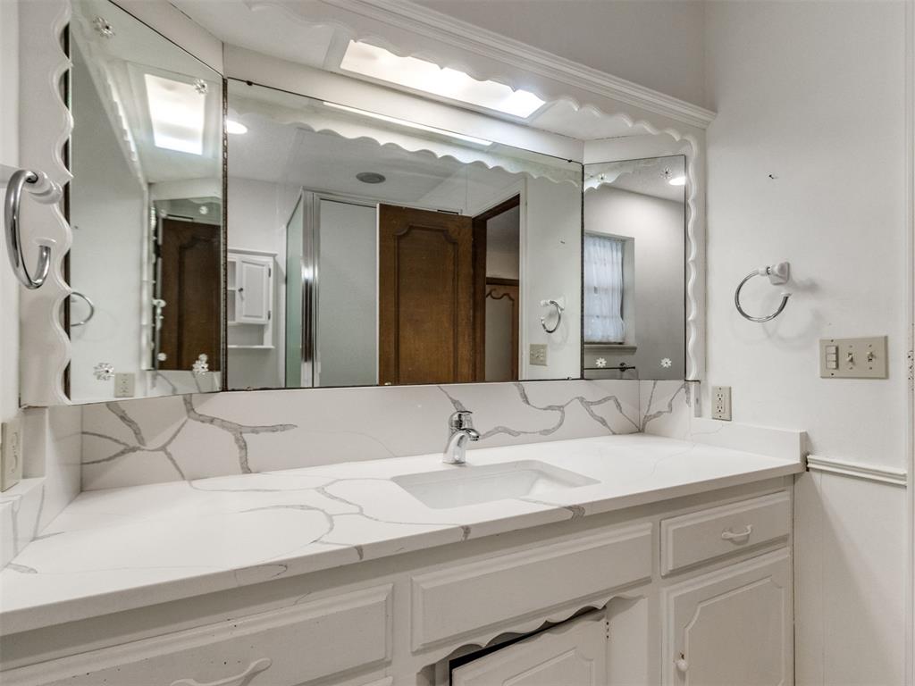 6800 N Libby Avenue Property Photo 18