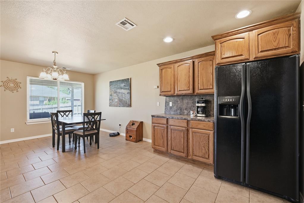 8133 Woodhue Drive Property Photo 13